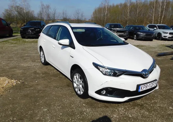 toyota auris małopolskie Toyota Auris cena 46125 przebieg: 49000, rok produkcji 2018 z Zbąszyń